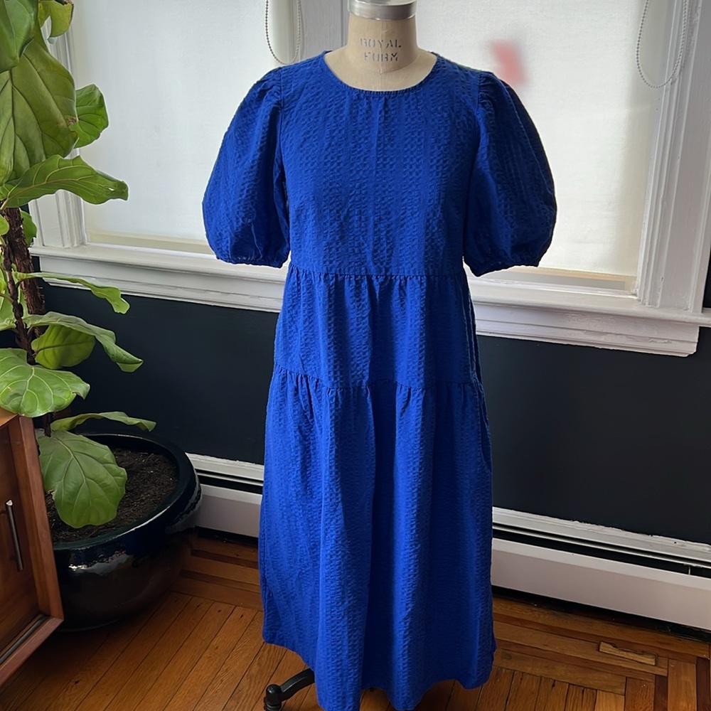 Brilliant Blue Old Navy Dress Puff Sleeve Tiered Skirt and POCKETS!  Size Medium